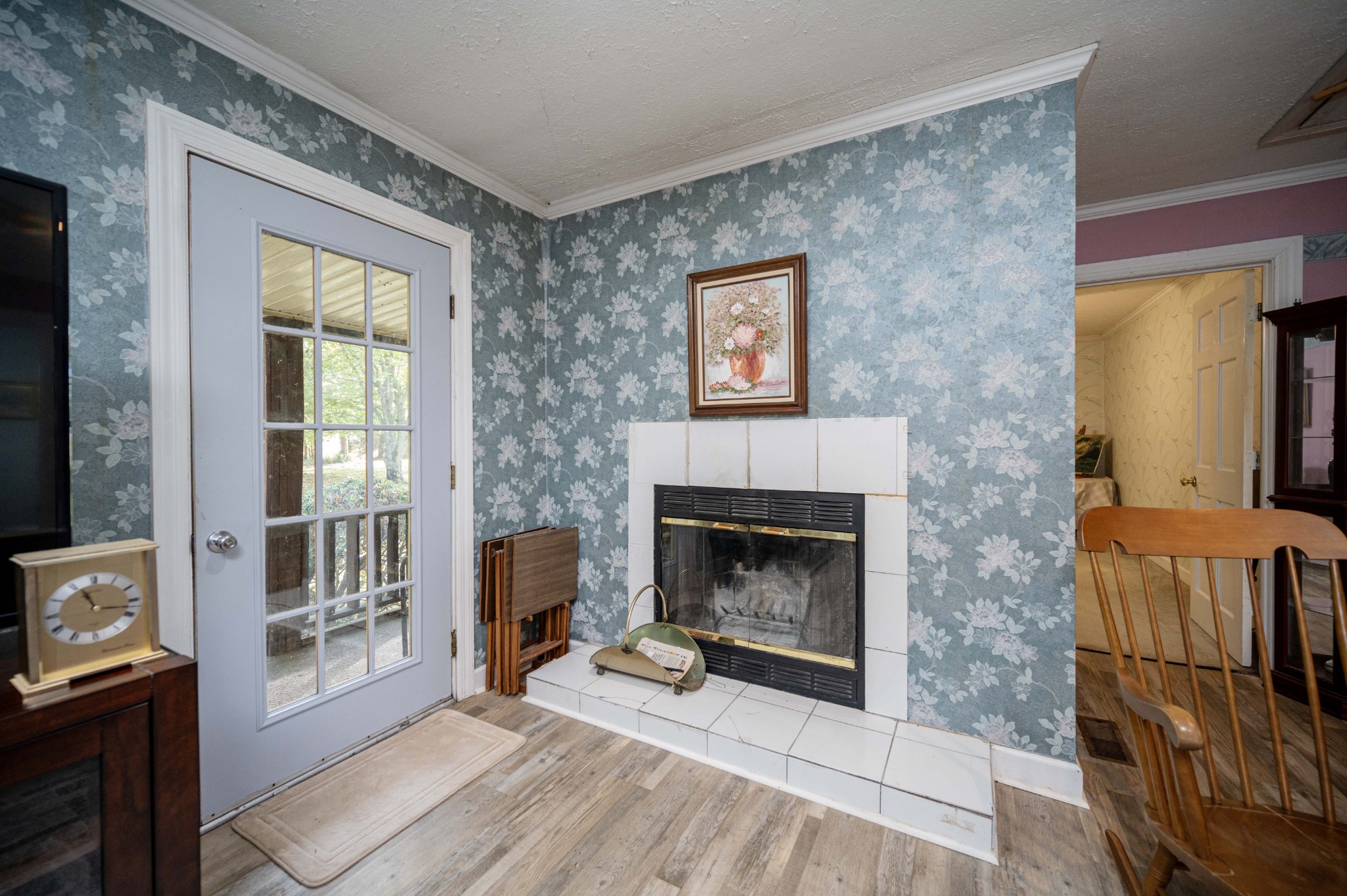 145 Crenshaw Road Bethpage, TN 37022 - Photo 9 of 44 a living room with furniture and a fireplace