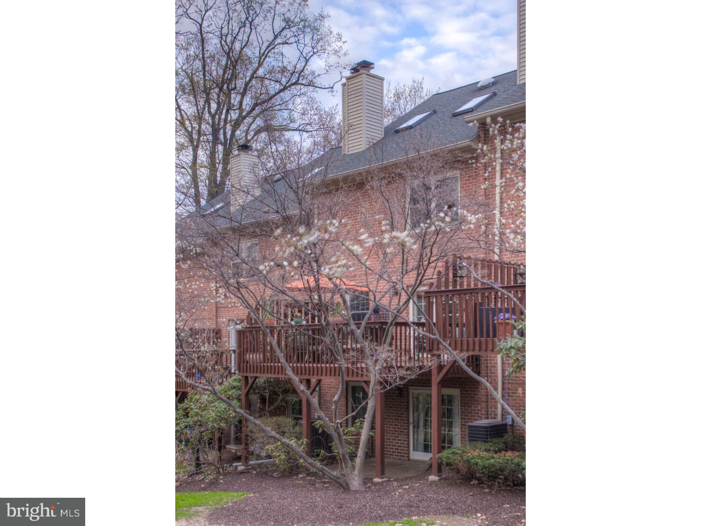 402 Brighton Road Devon, PA 19333 - Photo 14 of 24 Exterior Back
