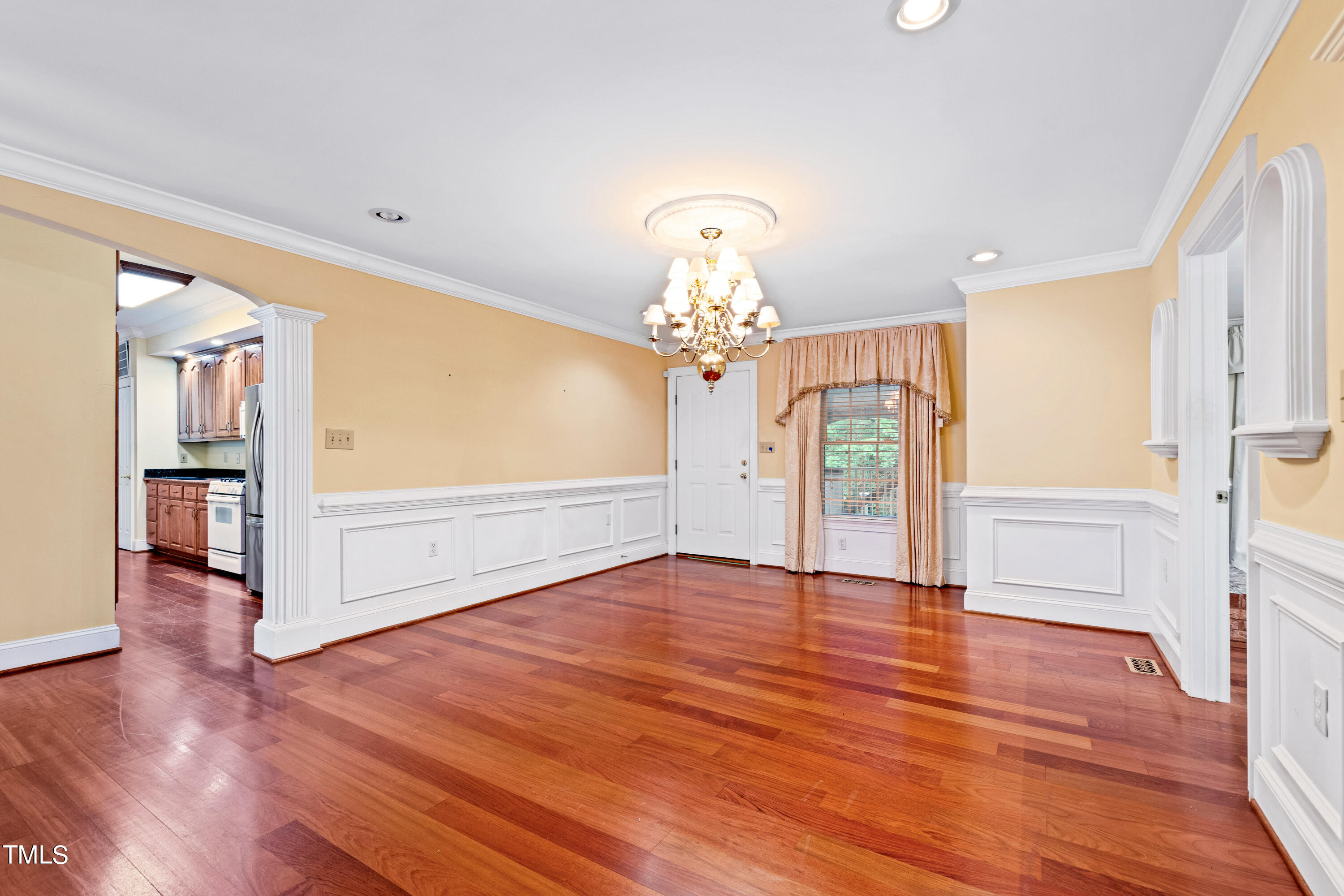 1320 Wagram Court Raleigh, NC 27615 - Photo 10 of 40 DiningA