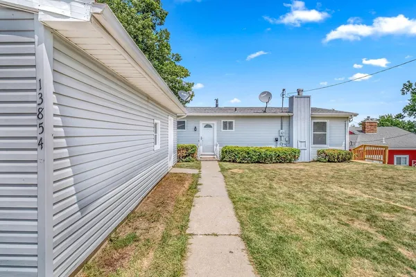 $365,000 | 13854 Emens Drive, Hudson, MI 49247