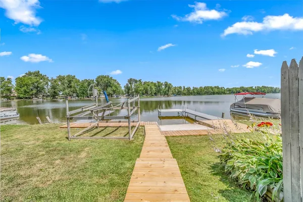 $365,000 | 13854 Emens Drive, Hudson, MI 49247