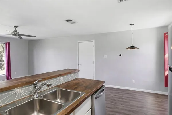 $1,750 | 5701 Claystone Cove, Austin, TX 78744