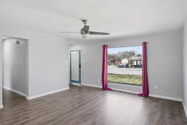 $1,750 | 5701 Claystone Cove, Austin, TX 78744