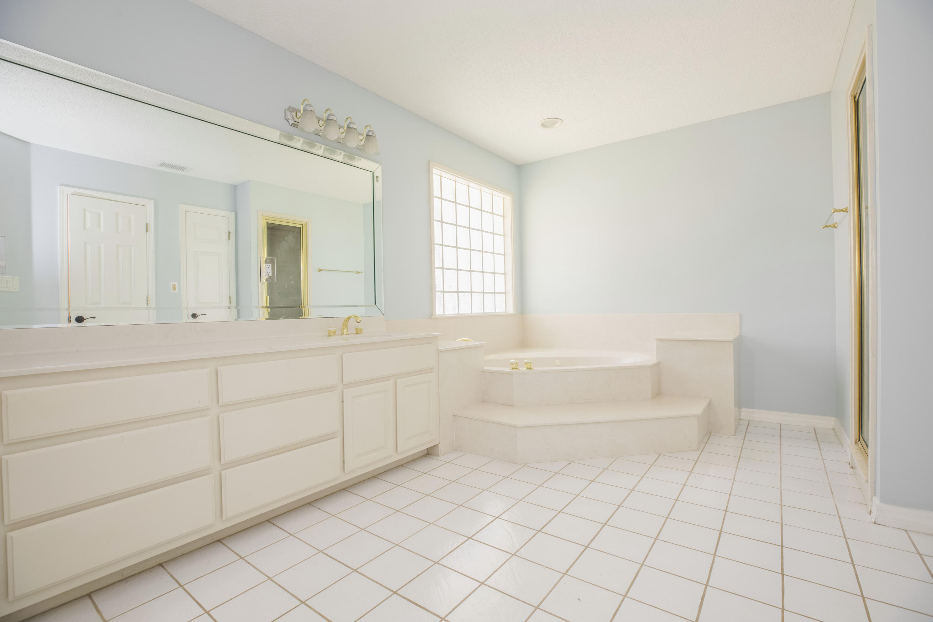 1804 Huntington Road Niceville, FL 32578 - Photo 19 of 45 147A3589