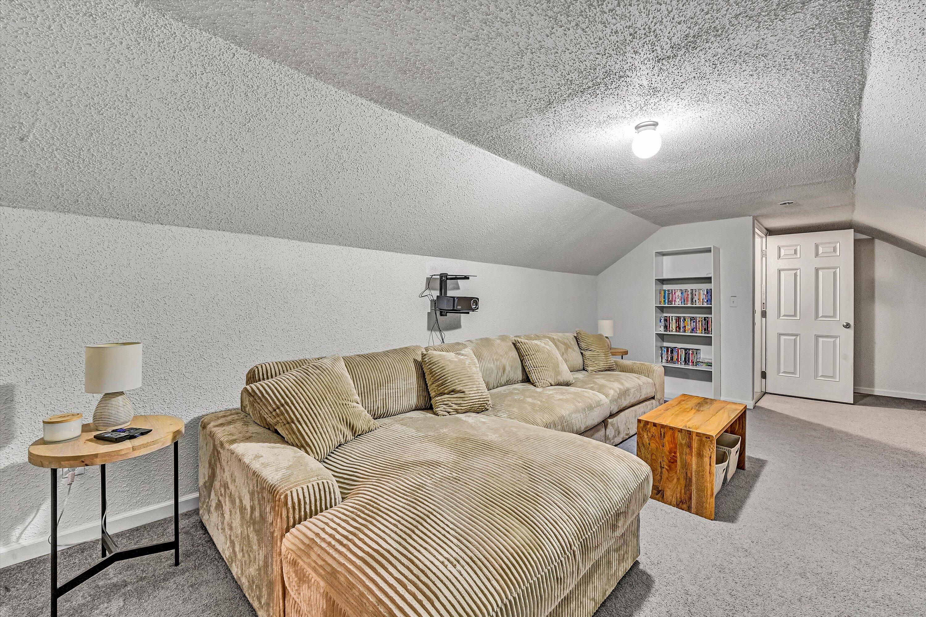 2220 Callaway Road Rocky Mount, VA 24151 - Photo 26 of 38 Upper Family Room