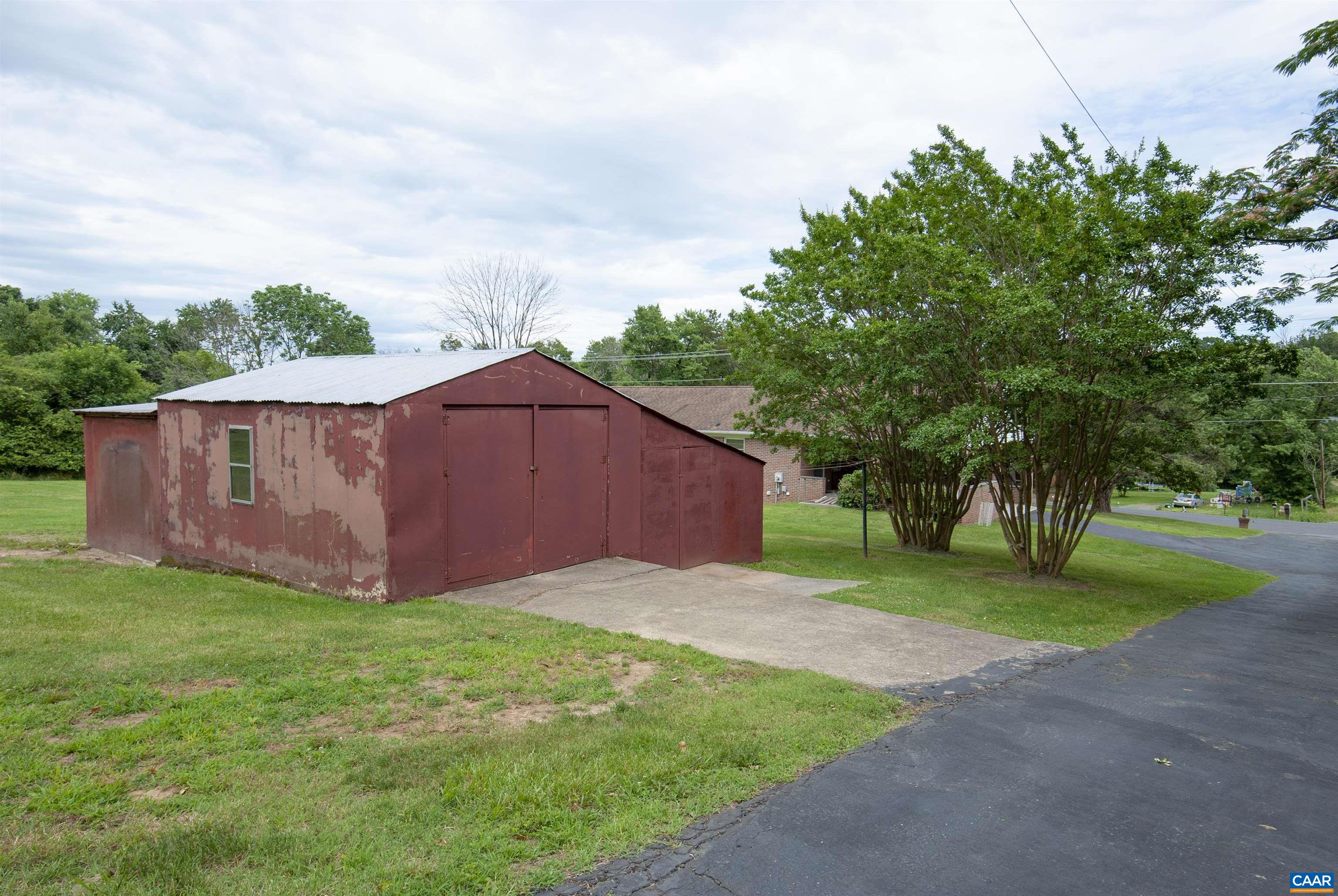 1604 Buck Road Crozet, VA 22932 - Photo 27 of 30 Gallery Image 27