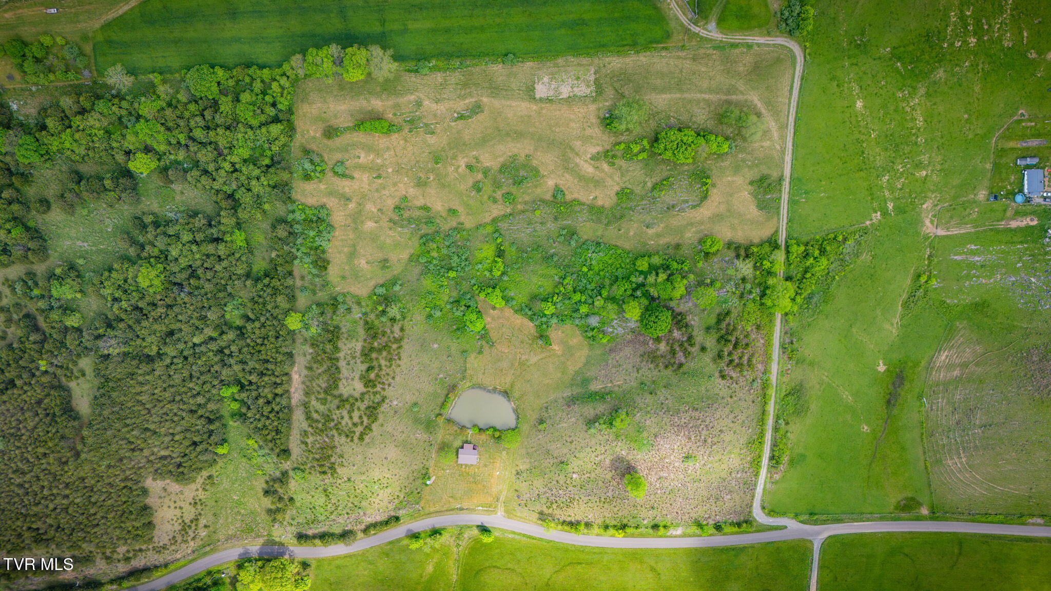 7328 Robinette Valley Road Duffield, VA 24244 - Photo 38 of 39 113