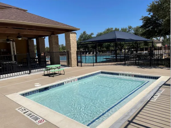 $2,200 | 608 Loma Cedro Bend, Leander, TX 78641