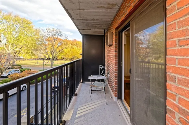 $710,000 | 125 Pleasant Street, Unit 201, Brookline, MA 02446