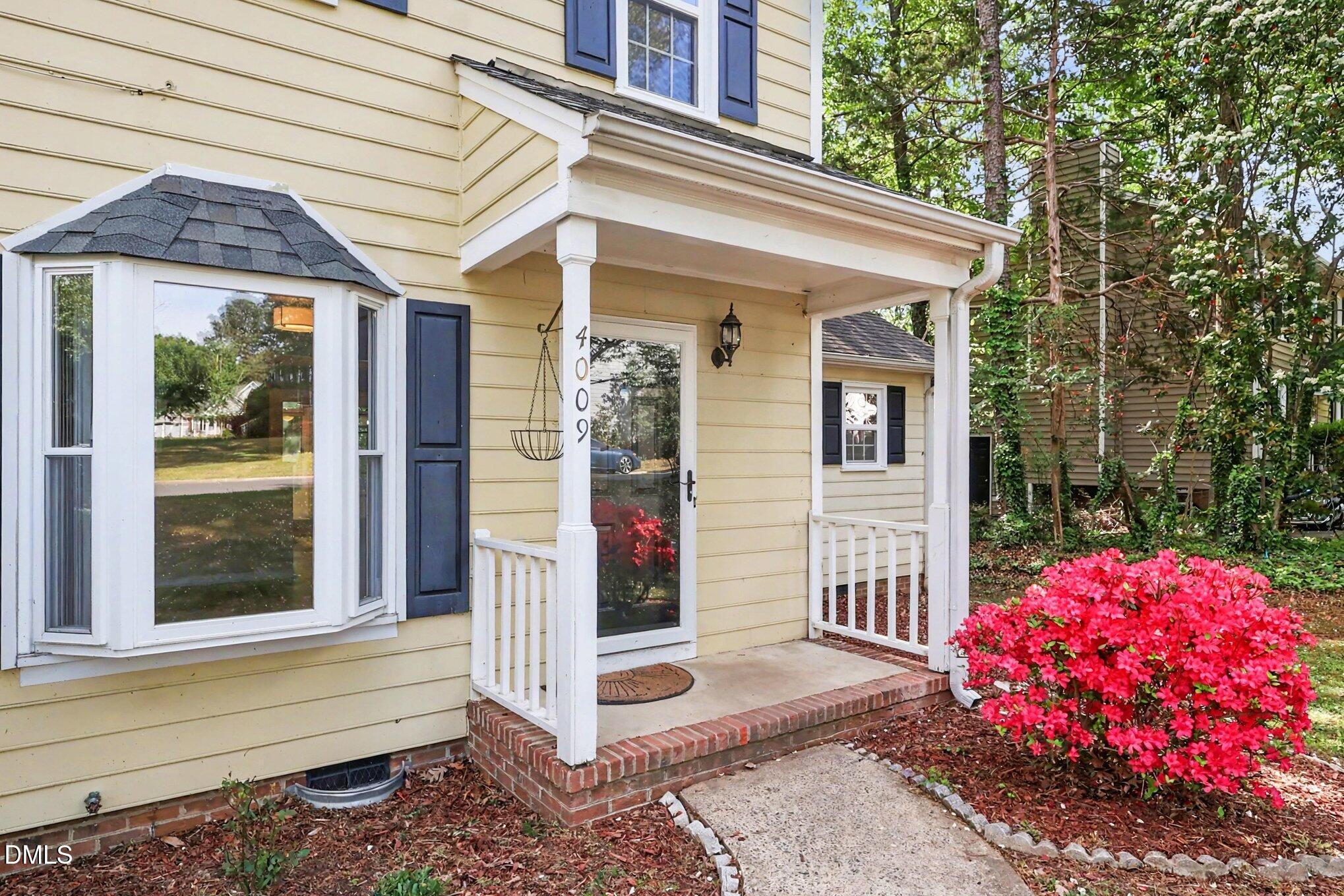 4009 Olde Coach Road Durham, NC 27707 - Photo 5 of 31 005_file_6446