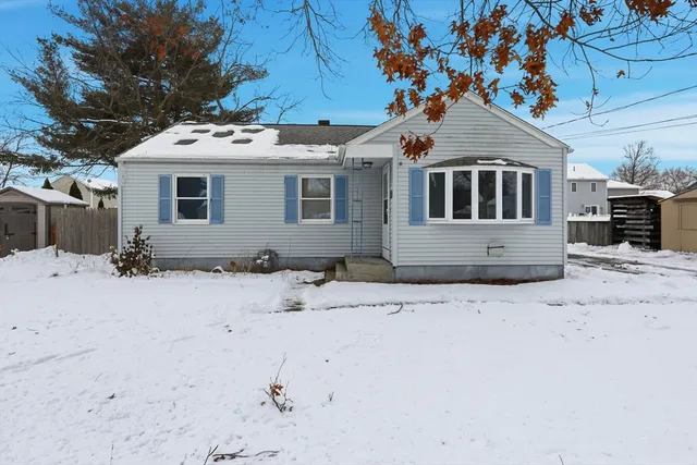 $284,900 | 130 Spear Road, Springfield, MA 01119