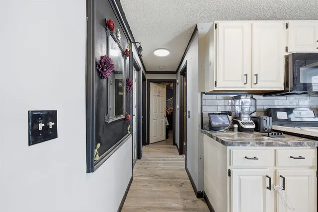 $284,900 | 130 Spear Road, Springfield, MA 01119