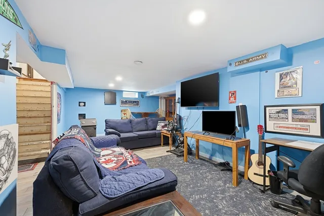 $284,900 | 130 Spear Road, Springfield, MA 01119