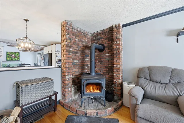 $284,900 | 130 Spear Road, Springfield, MA 01119