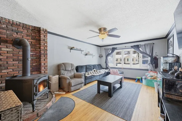 $284,900 | 130 Spear Road, Springfield, MA 01119