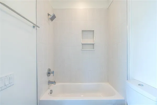 $975,000 | 600 Bonaventure Avenue Northeast, Unit 6, Atlanta, GA 30306