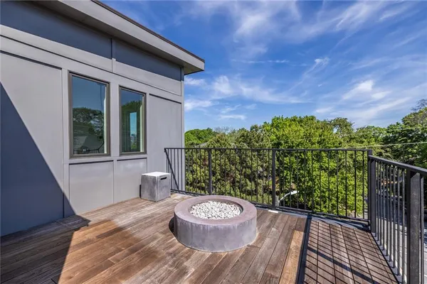 $975,000 | 600 Bonaventure Avenue Northeast, Unit 6, Atlanta, GA 30306