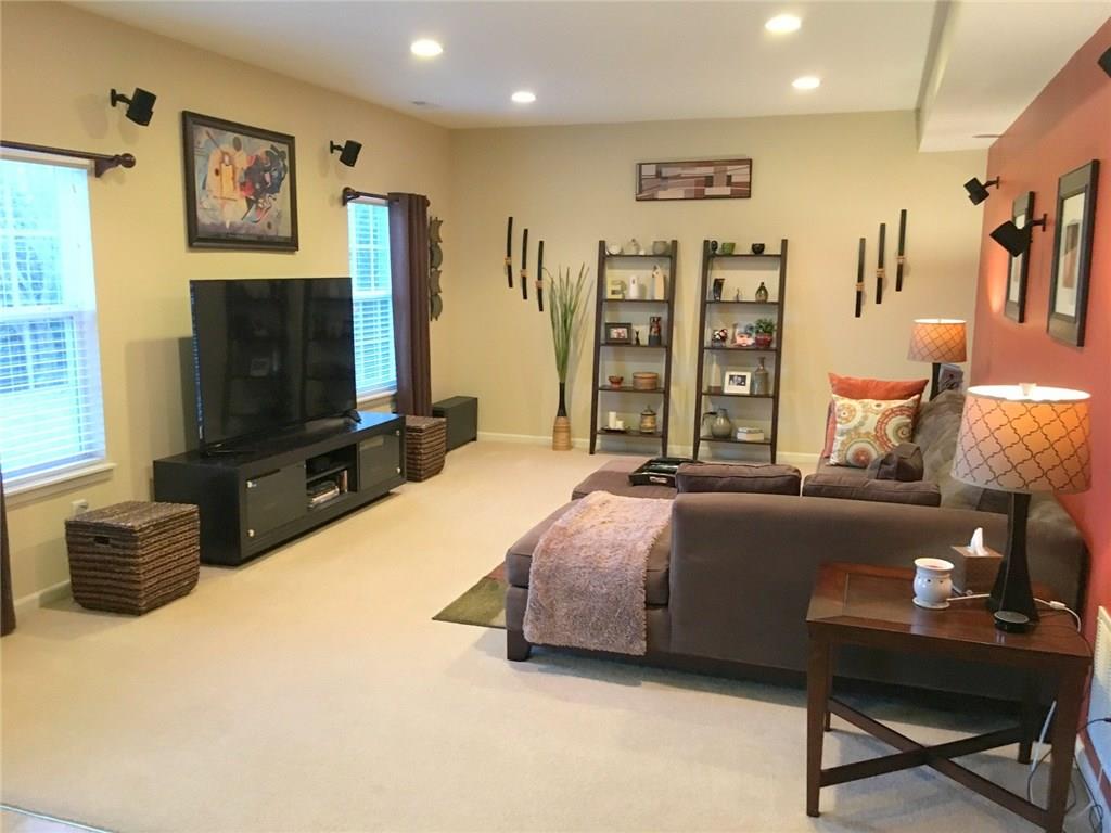 11123 Schoolhouse Road Fishers, IN 46037 - Photo 4 of 30 Gallery Image 4