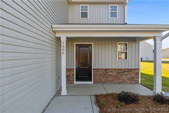 $312,950 | 1606 Percheron Path, Fayetteville, NC 28312
