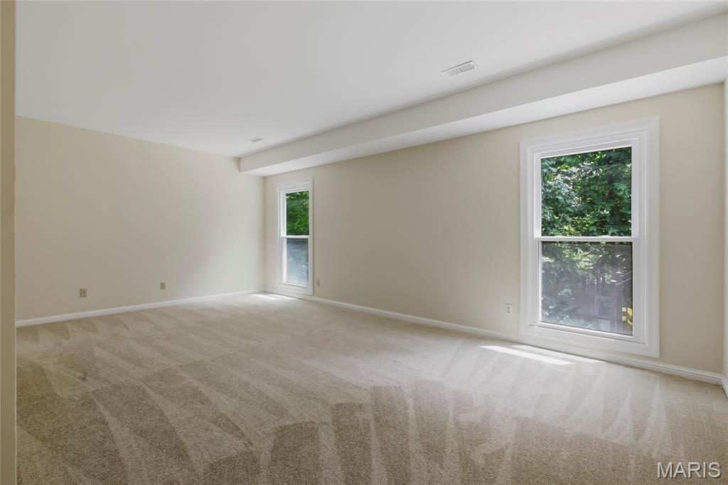 1600 Baxter Forest Ridge Court Chesterfield, MO 63005 - Photo 23 of 38