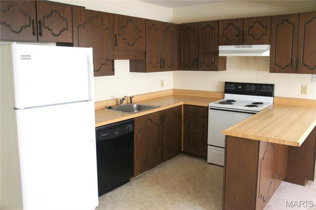 818 White Oak Drive, Unit 4 O'Fallon, IL 62269 - Photo 6 of 13