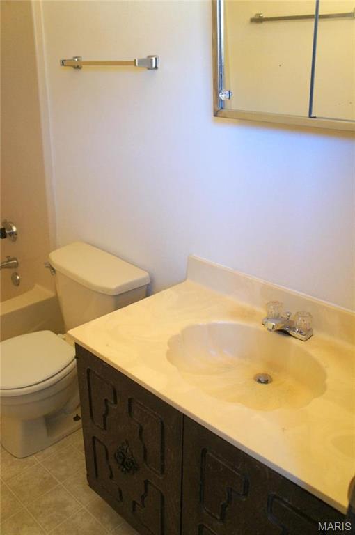 818 White Oak Drive, Unit 4 O'Fallon, IL 62269 - Photo 8 of 13