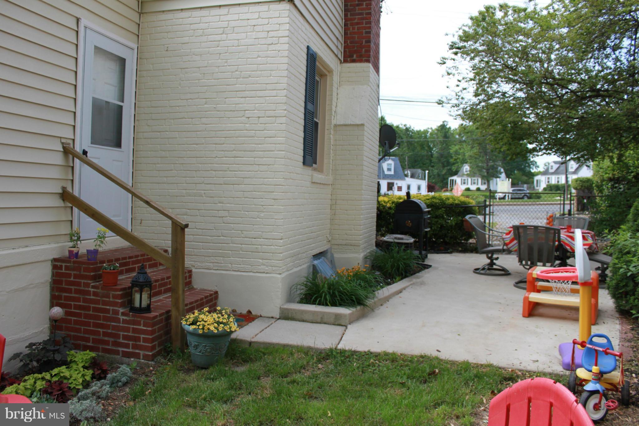 6922 Annapolis Road New Carrollton, MD 20784 - Photo 19 of 24 Side Patio