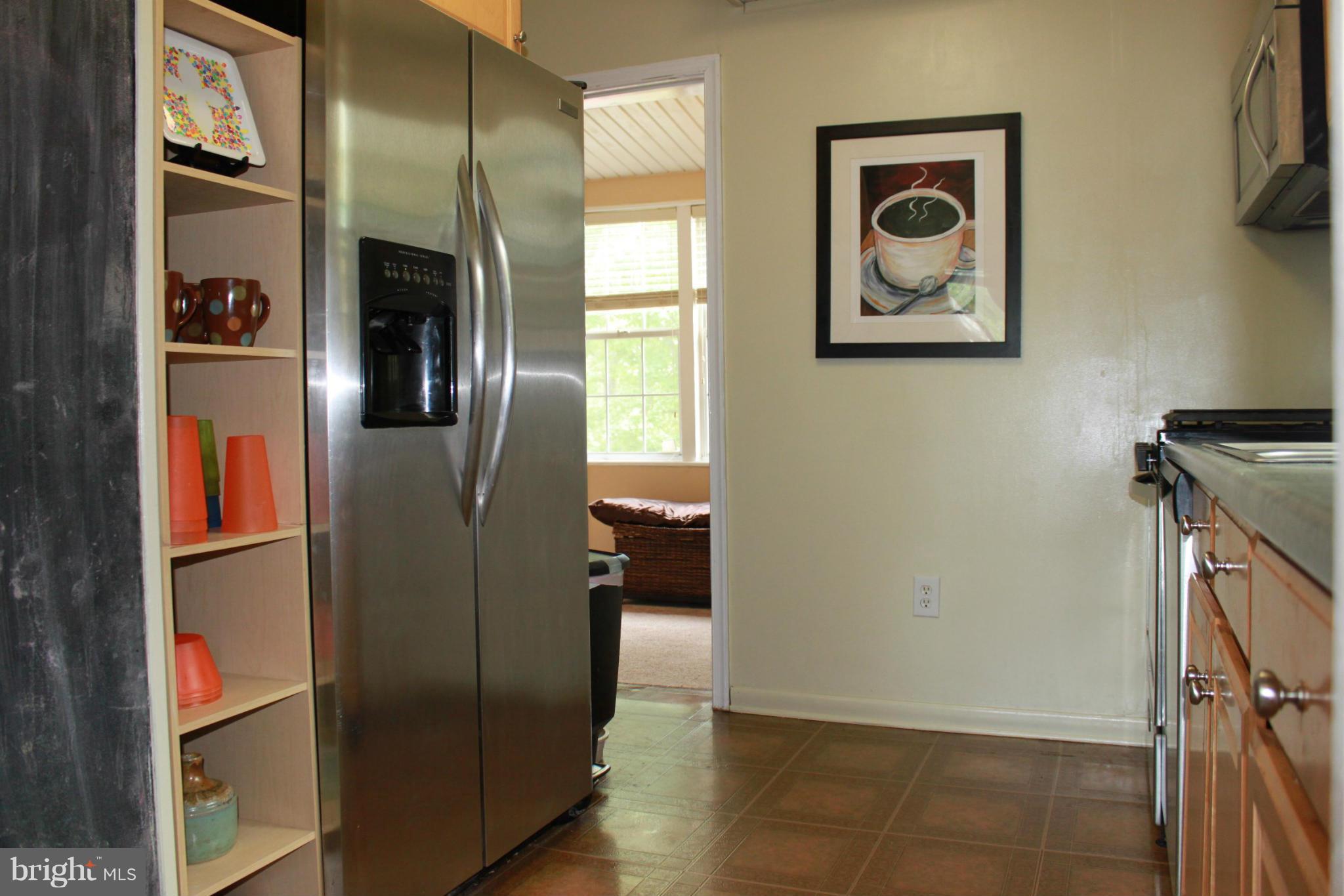 6922 Annapolis Road New Carrollton, MD 20784 - Photo 5 of 24 Kitchen