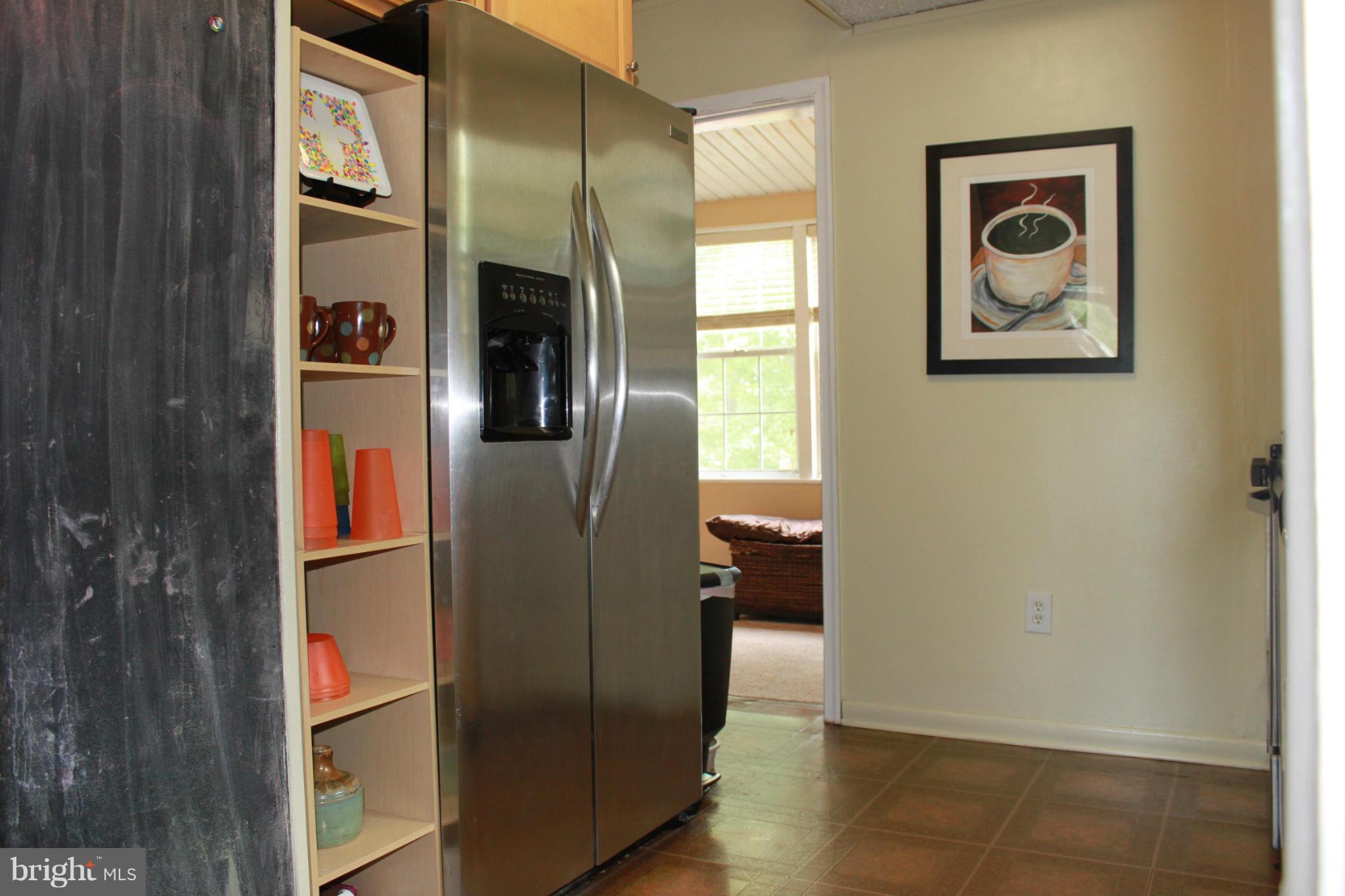 6922 Annapolis Road New Carrollton, MD 20784 - Photo 6 of 24 Kitchen