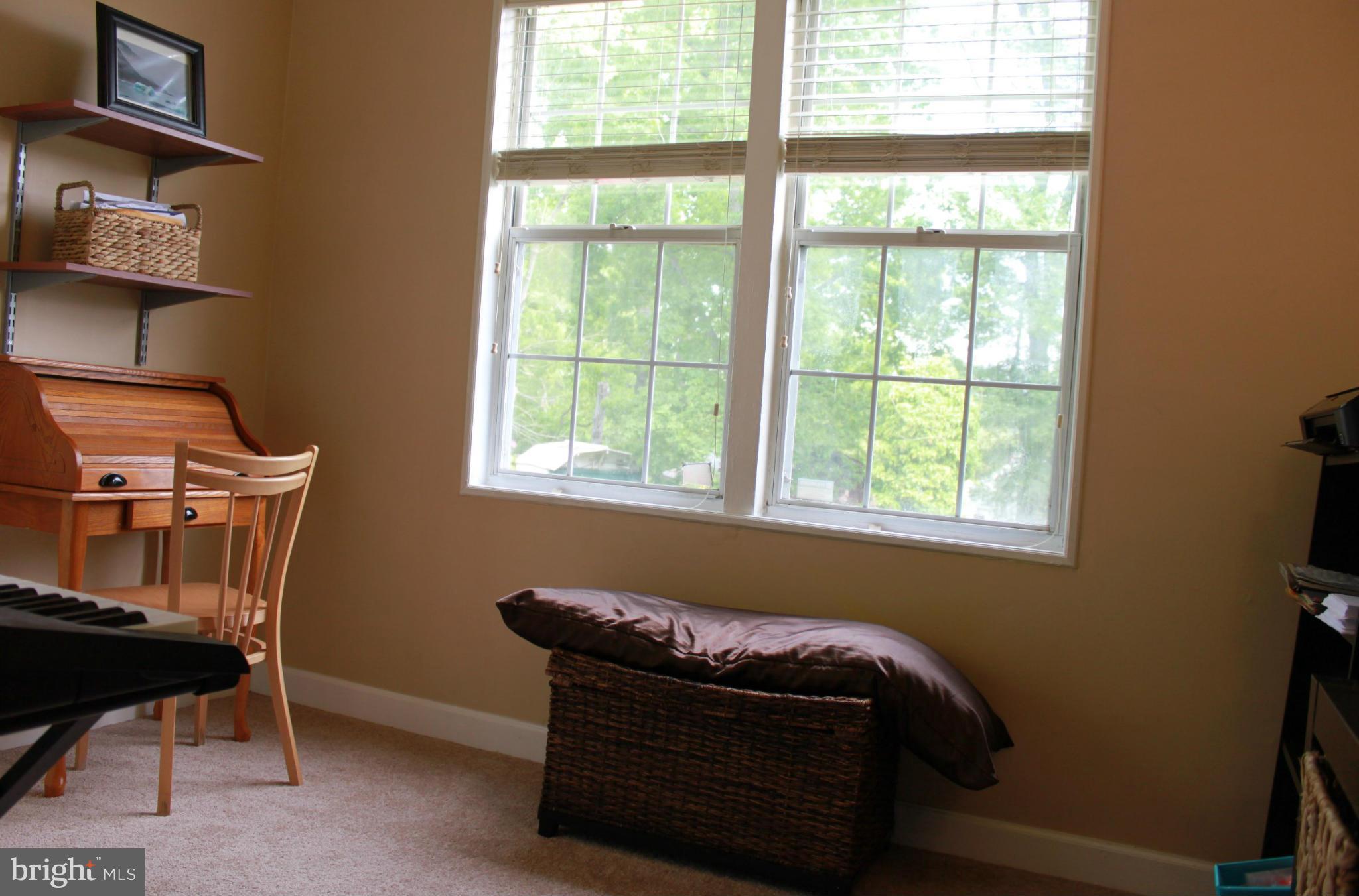 6922 Annapolis Road New Carrollton, MD 20784 - Photo 10 of 24 Main Level Study / Nursery / Home Office