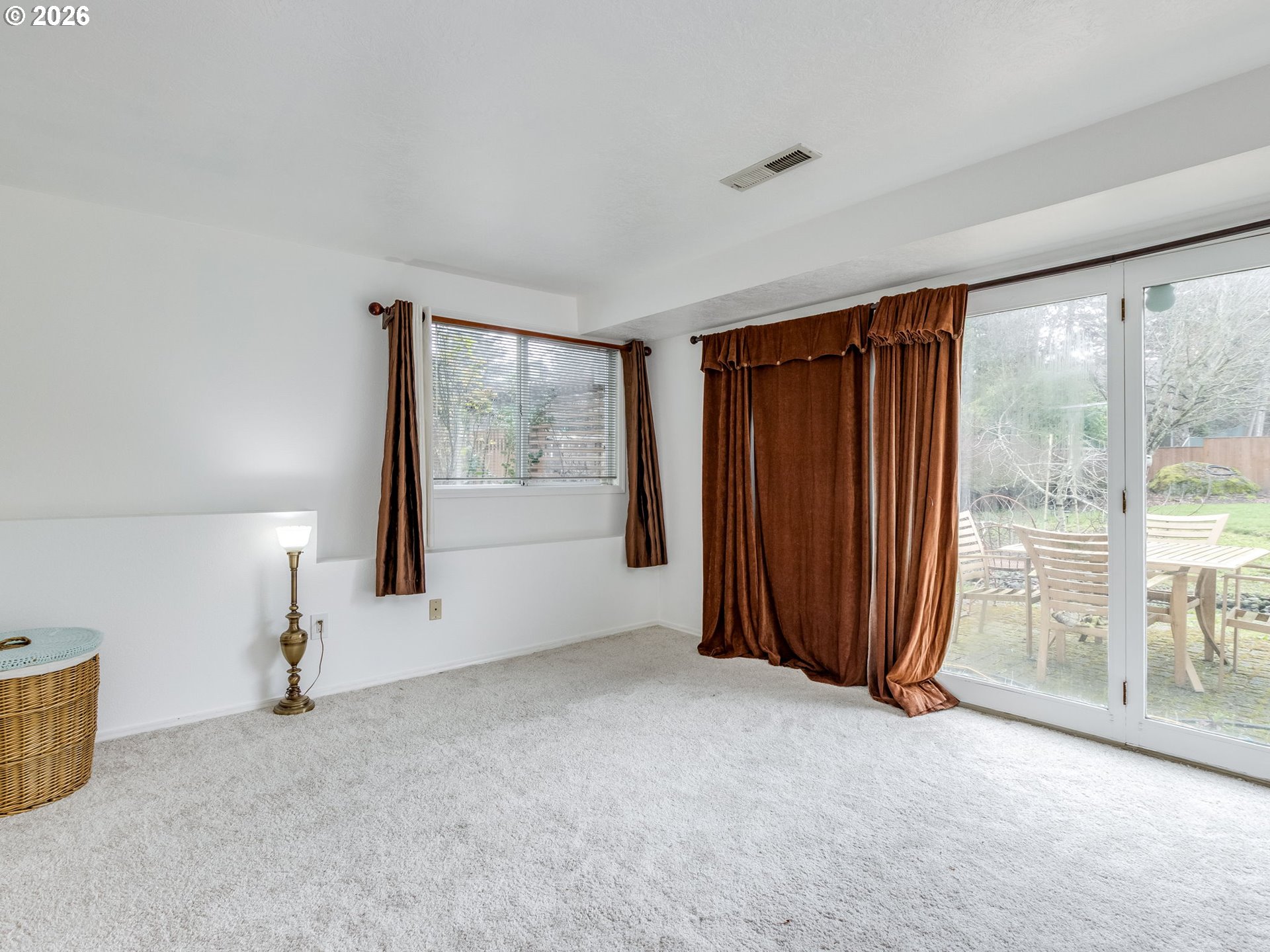 204 Crestwood Street Fairview, OR 97024 - Photo 16 of 29 an empty room with windows