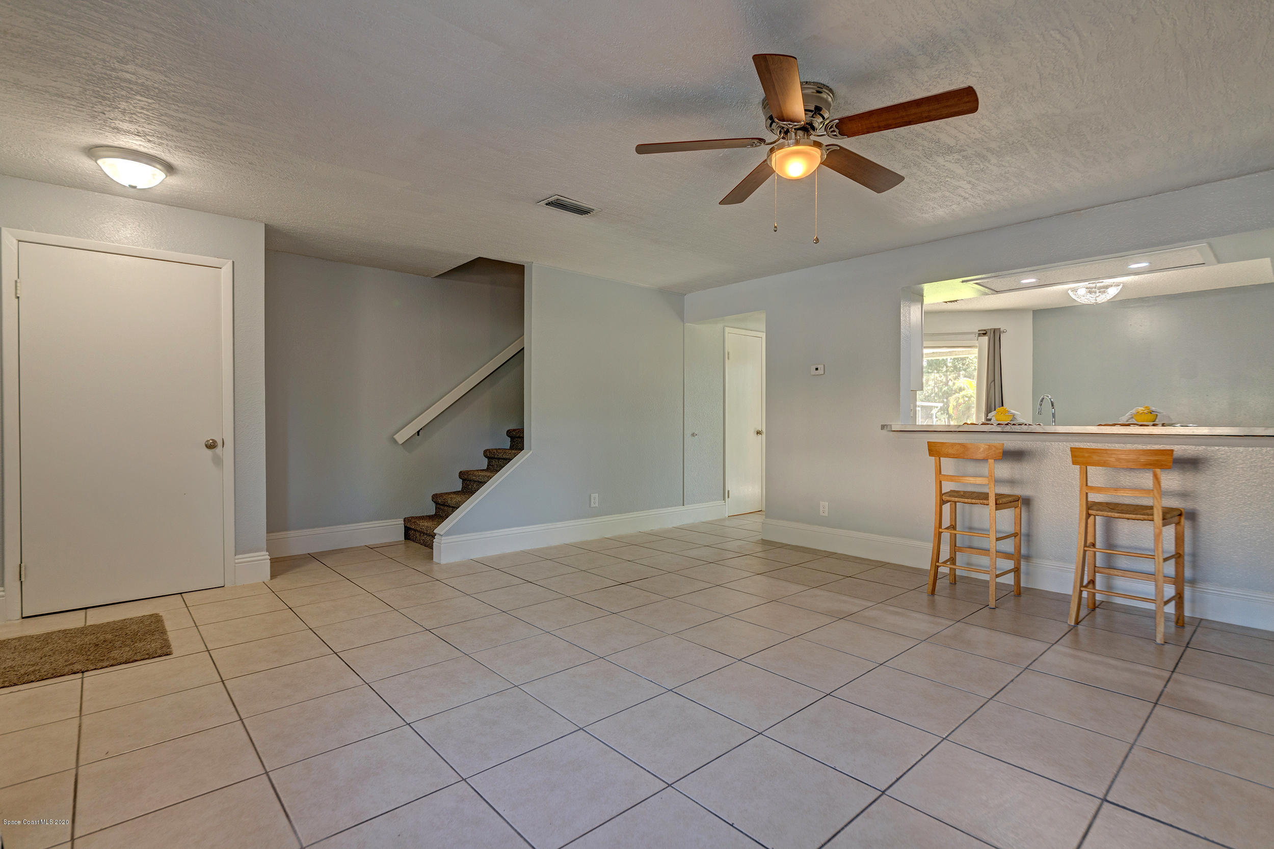 1880 Murrell Road, Unit 66 Rockledge, FL 32955 - Photo 4 of 22 Living Room