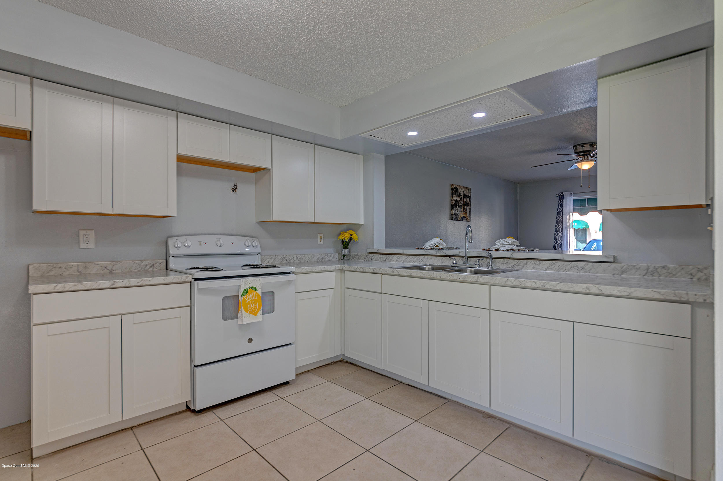 1880 Murrell Road, Unit 66 Rockledge, FL 32955 - Photo 6 of 22 Kitchen
