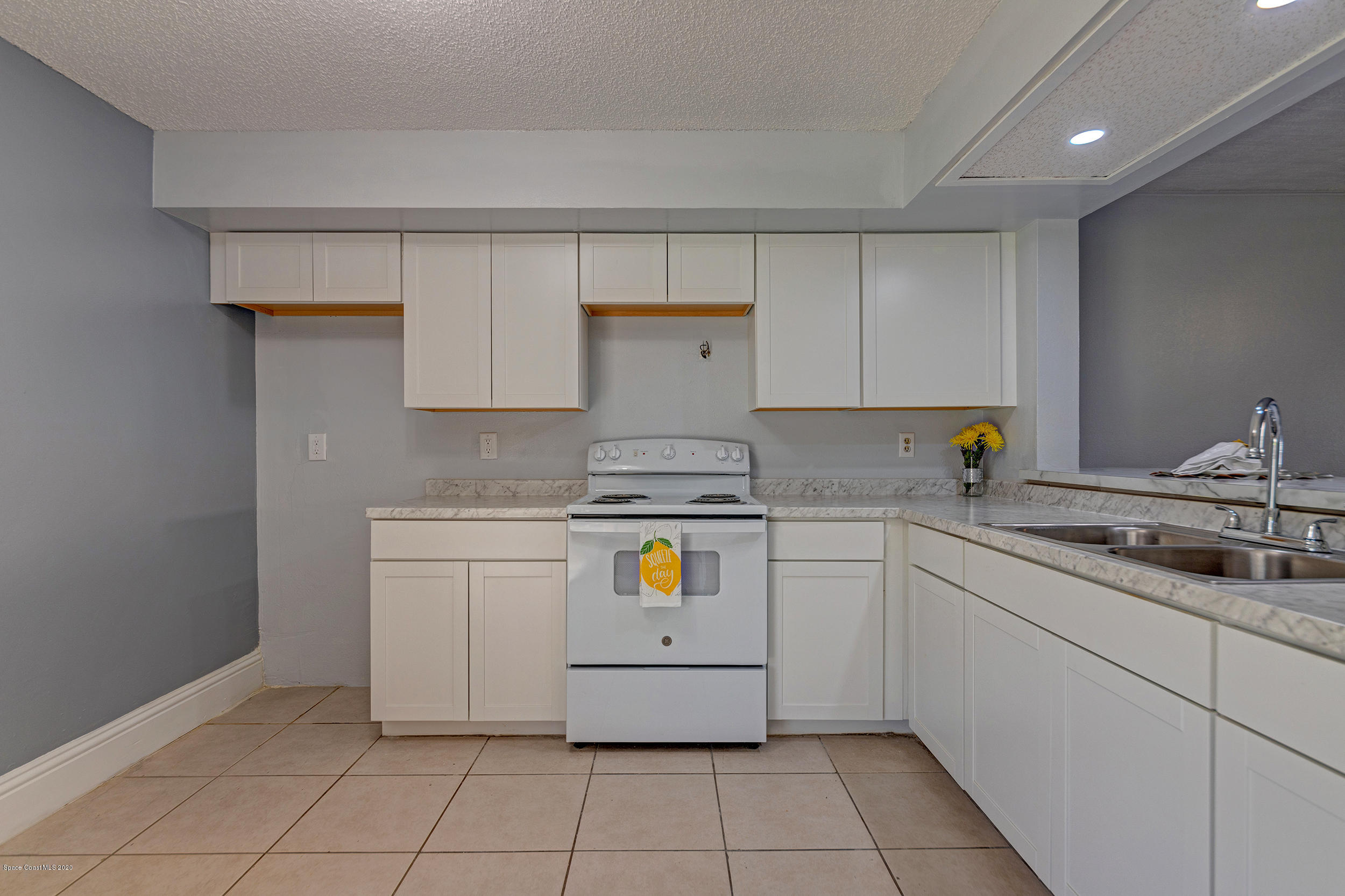 1880 Murrell Road, Unit 66 Rockledge, FL 32955 - Photo 9 of 22 Kitchen