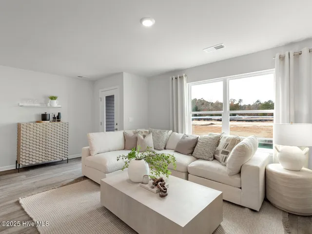 $334,999 | 118 North Grassland Road, Unit 16, Surf City, NC 28445