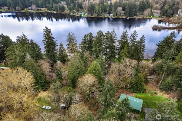 $275,000 | 13625 East Lake Kathleen Drive Southeast, Renton, WA 98059
