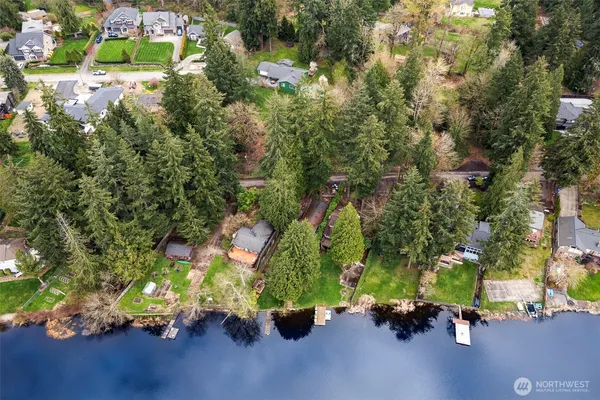 $275,000 | 13625 East Lake Kathleen Drive Southeast, Renton, WA 98059