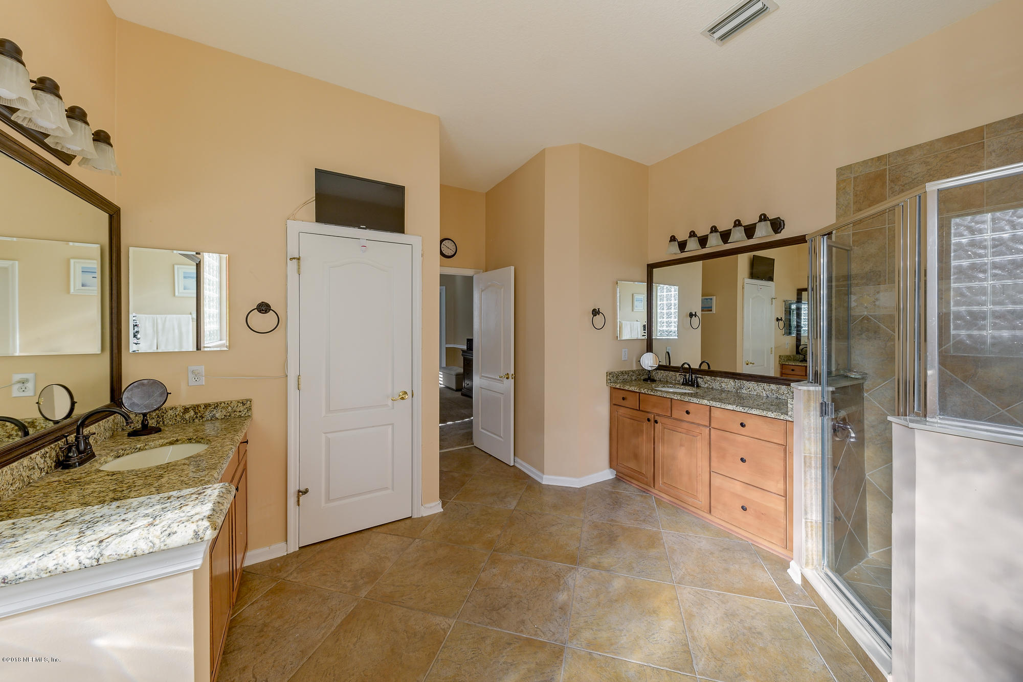 6175 Wakulla Springs Road Jacksonville, FL 32258 - Photo 22 of 40 Separate Vanities