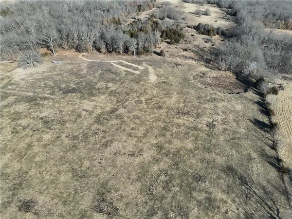 $260,000 | Xx Northeast Xx Ne V Highway, Warrensburg, MO 64093