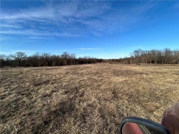 $260,000 | Xx Northeast Xx Ne V Highway, Warrensburg, MO 64093