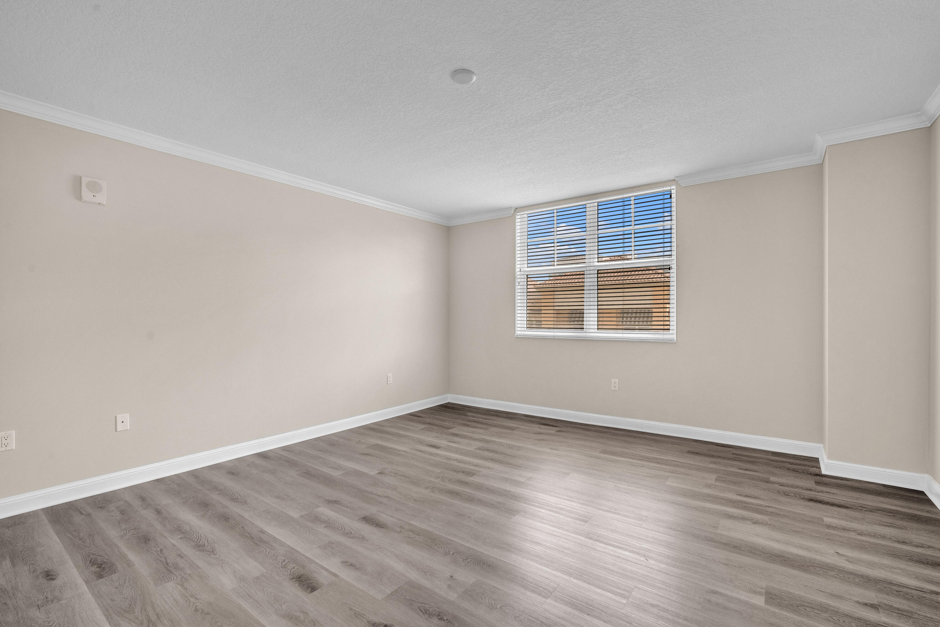 101 Plaza Real South, Unit 829 Boca Raton, FL 33432 - Photo 25 of 37 DSC_6787