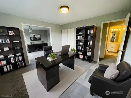 $4,095 | 3927 1st Avenue Northeast, Unit 31, Seattle, WA 98105