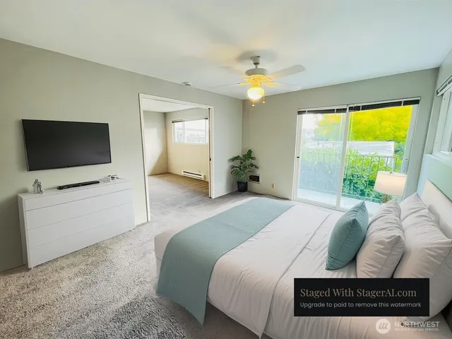 $4,095 | 3927 1st Avenue Northeast, Unit 31, Seattle, WA 98105