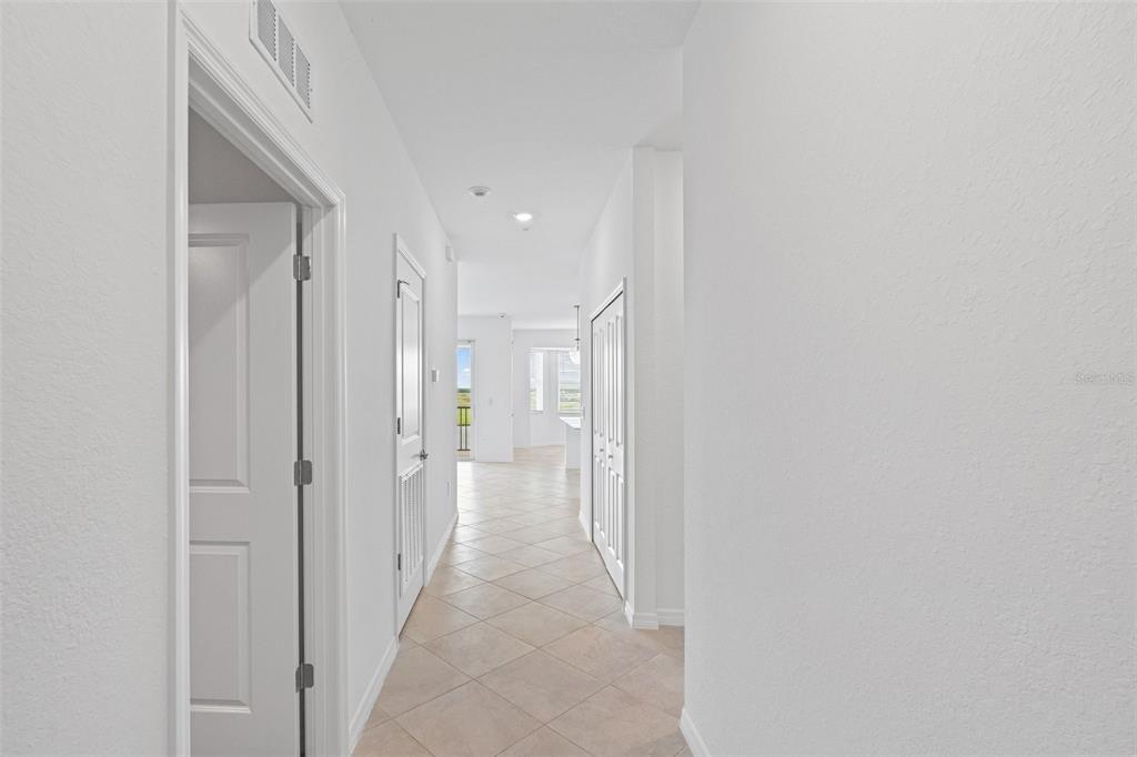 19140 Scallop Loop, Unit 401 Bradenton, FL 34211 - Photo 8 of 52