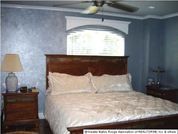 1075 Fulwar Skipwith Road Baton Rouge, LA 70810 - Photo 7 of 12