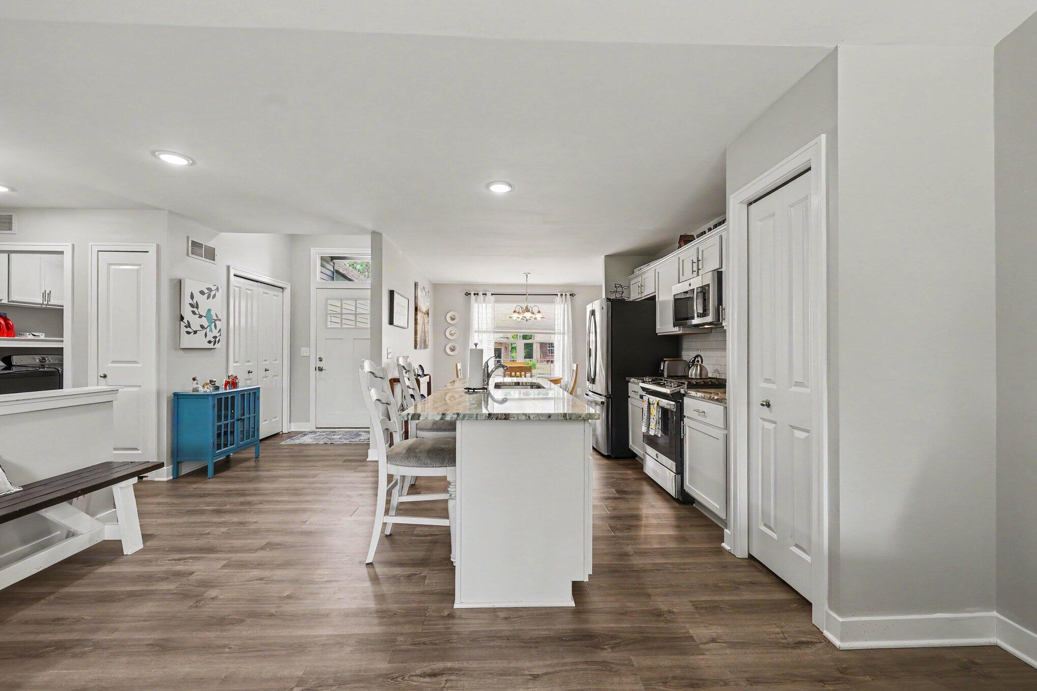831 Sarah Lane Milan, MI 48160 - Photo 6 of 33 012_file_3896 - Copy