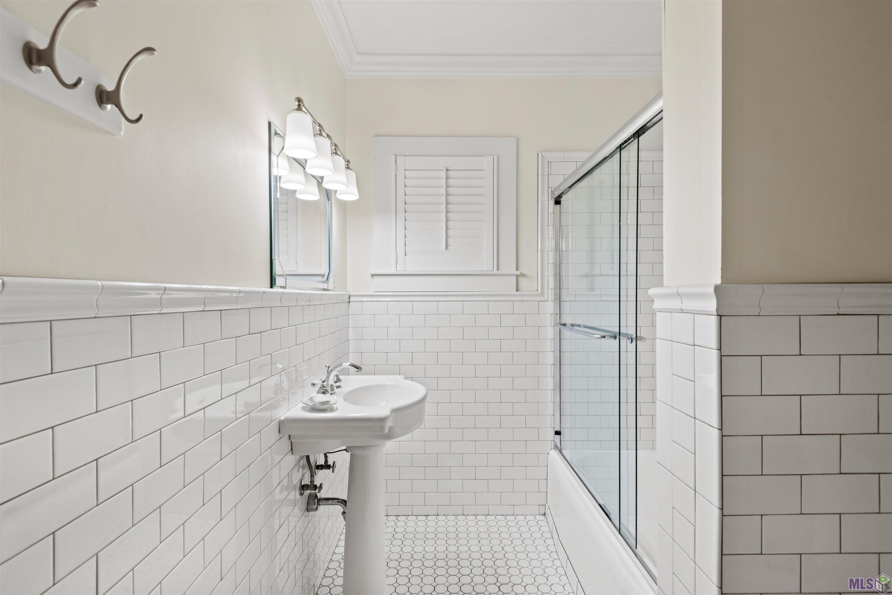 631 Verret Street Houma, LA 70360 - Photo 16 of 38 Downstairs Bath