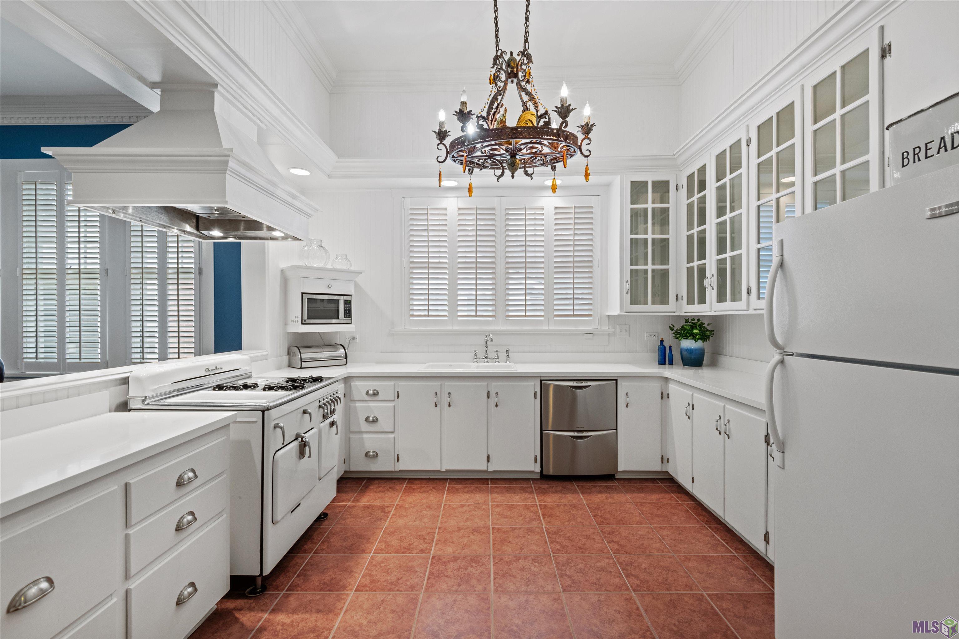 631 Verret Street Houma, LA 70360 - Photo 2 of 38