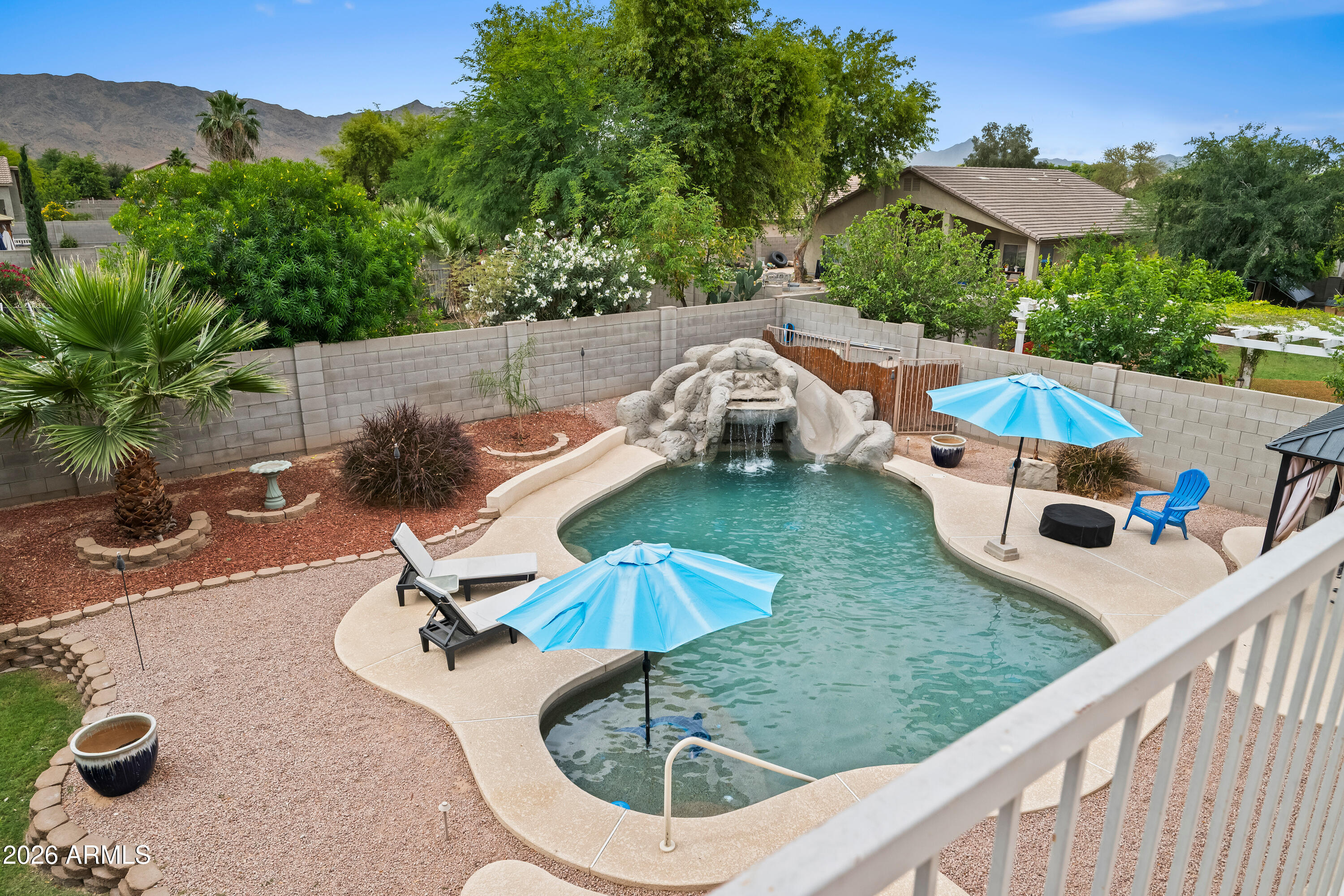 2011 West Branham Lane Phoenix, AZ 85041 - Photo 1 of 42 DSC_2691