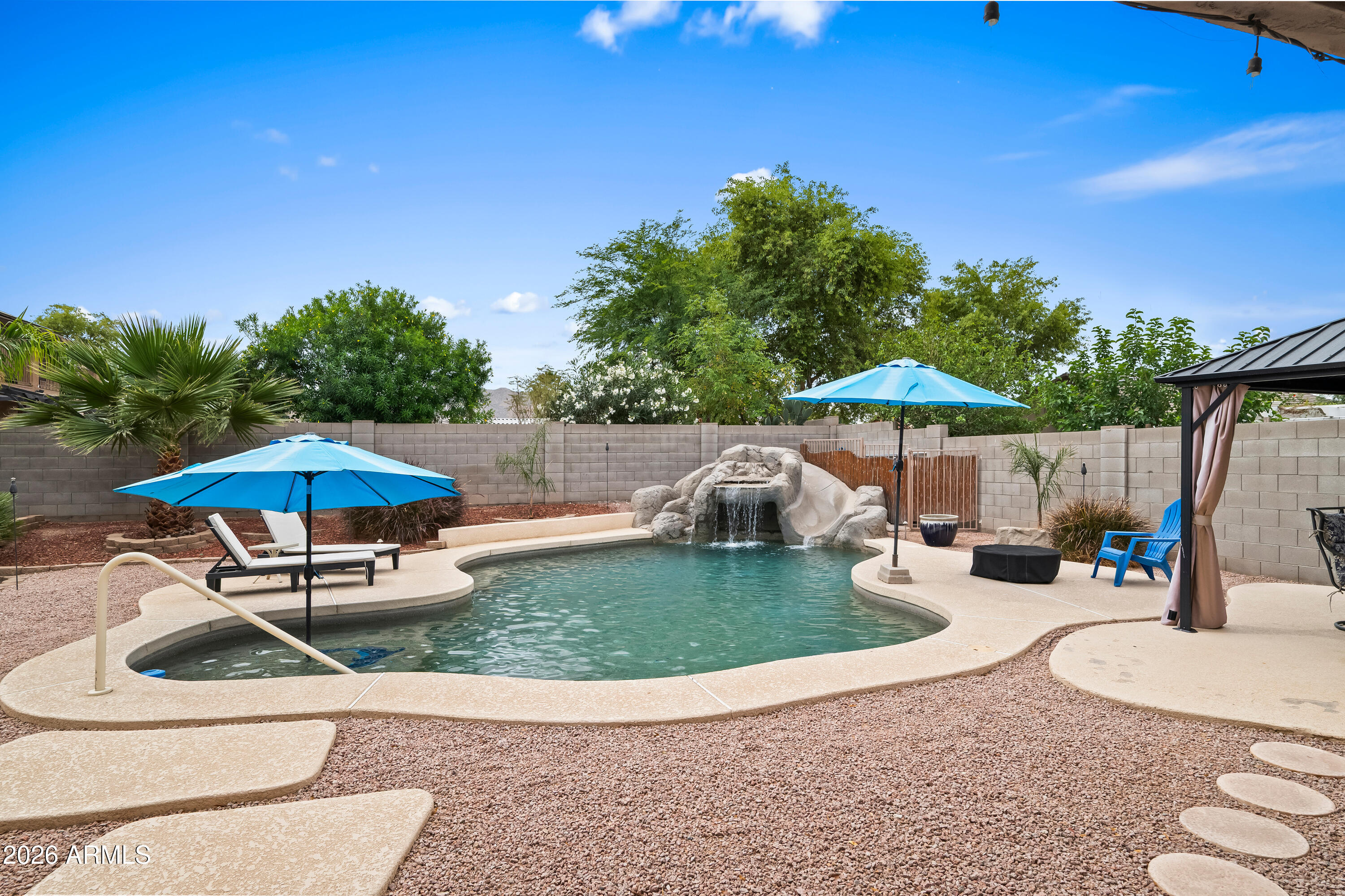 2011 West Branham Lane Phoenix, AZ 85041 - Photo 32 of 42 DSC_2703